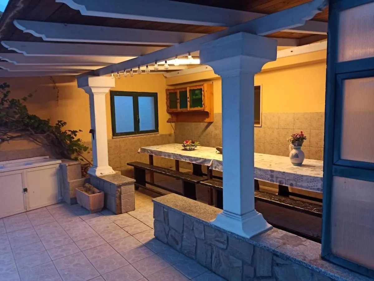 Affittasardegna - Quadri Alba Apartment Castelsardo